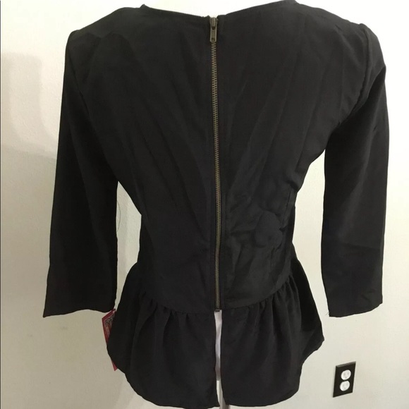 New Xhilaration black peplum top small - Picture 2 of 4